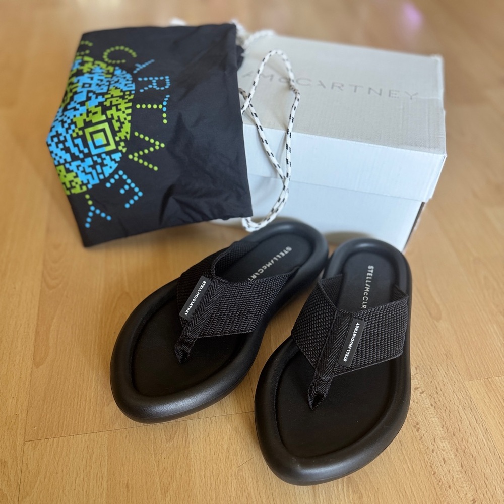 STELLA McCARTNEY Air Slide Flip Flop - Air Padded Flip Flops IT37